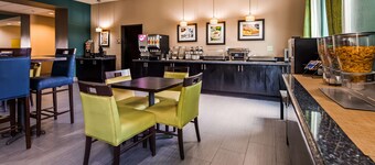 เบสท์เวสเทิร์นพลัส คาร์ริโซสปริงส์ อินน์แอนด์สวีทส์