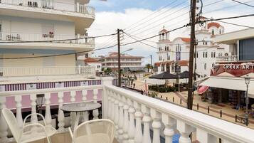 Deluxe Triple Room | View from room
