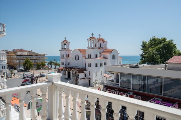 Balcony - Regina Mare Hotel (Katerini)