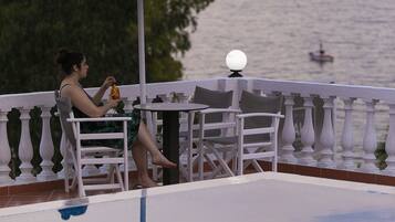 Front of property – evening/night