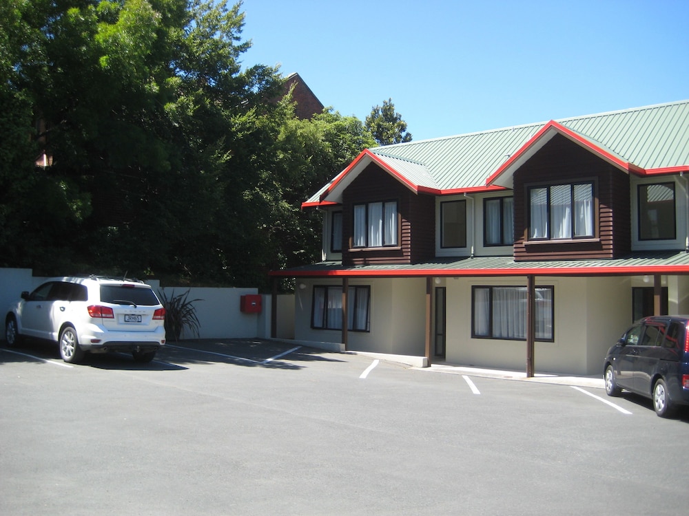 755 Regal Court Motel Dunedin by null