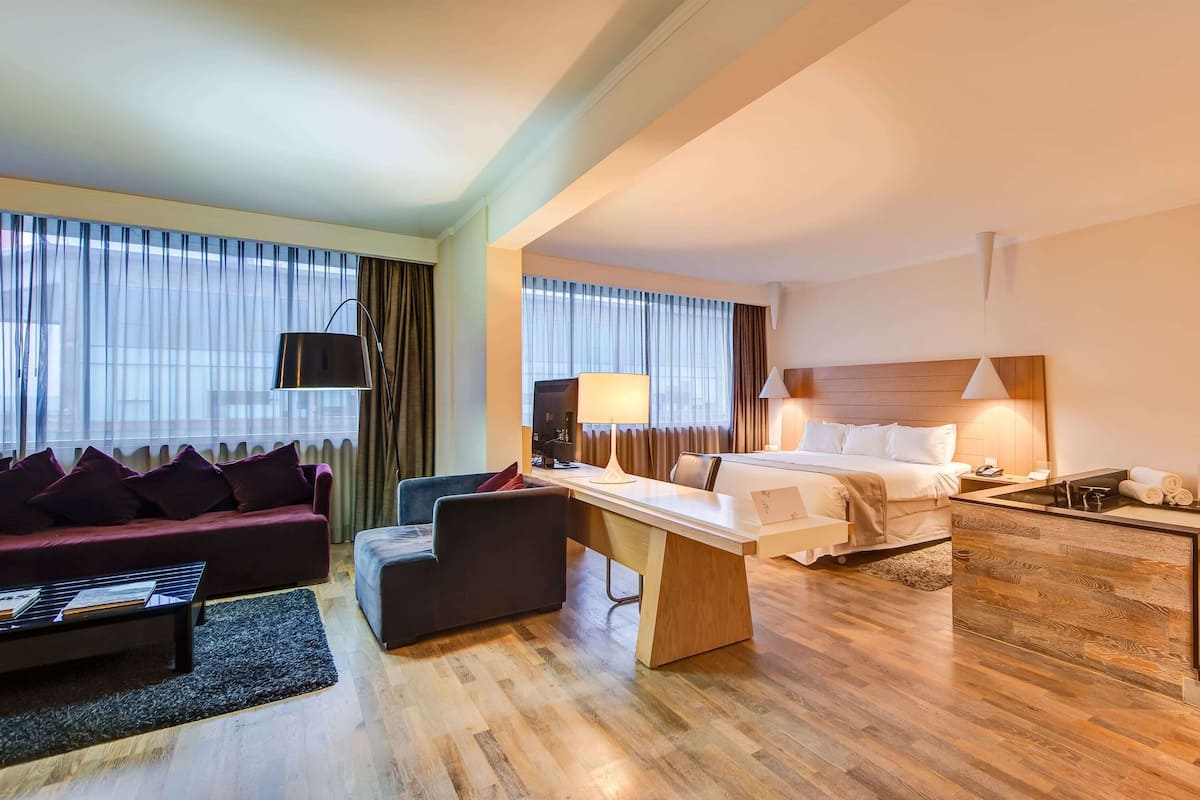 Presidentiële suite, 1 kingsize bed, niet-roken | Luxe beddengoed, donzen dekbedden, pillowtop-bedden, een minibar