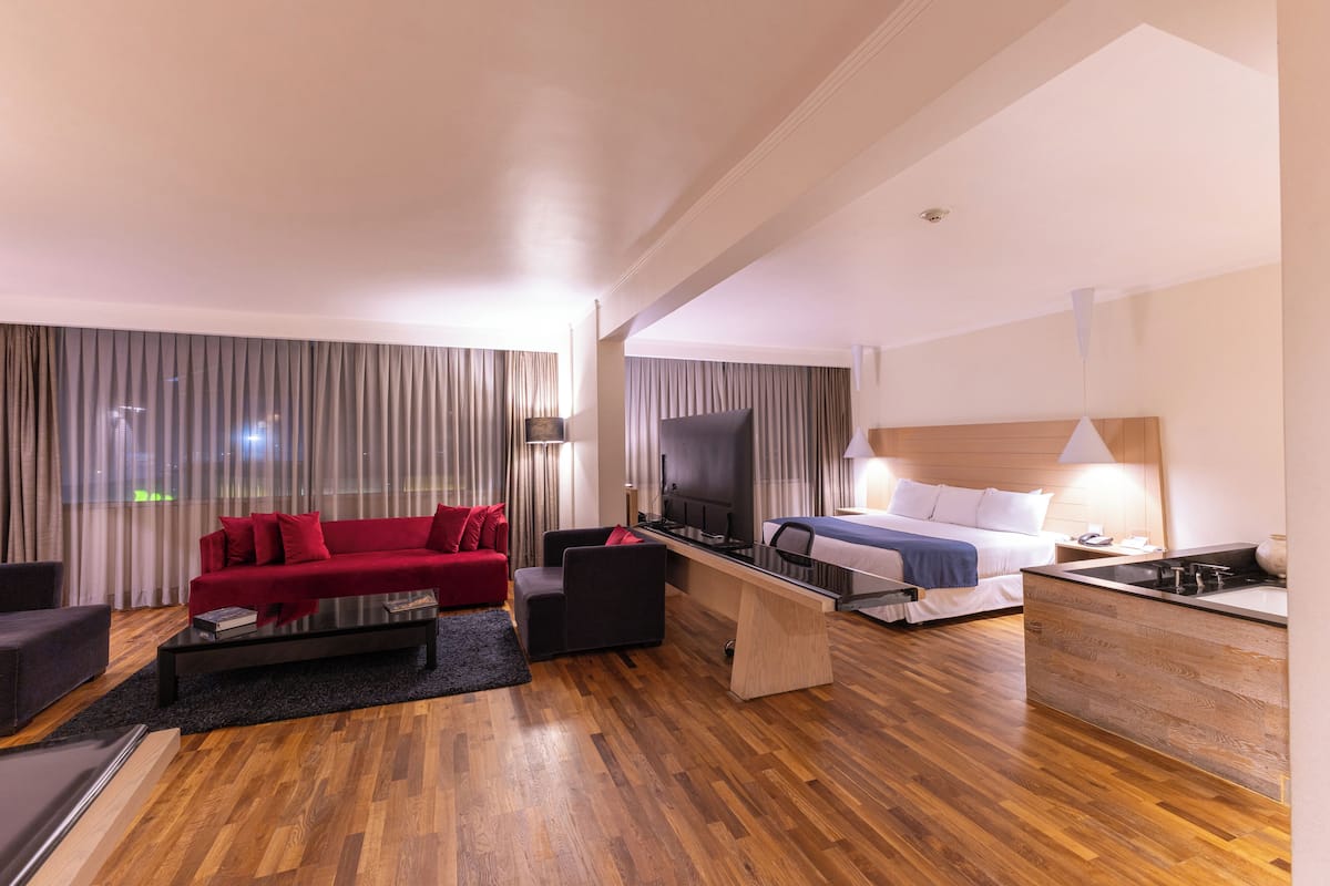 Presidential Suite, 1 King Bed, Non Smoking | Premium bedding, down duvets, pillow-top beds, minibar