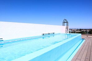 Outdoor pool - Wyndham Concepcion Pettra (Hualpén)
