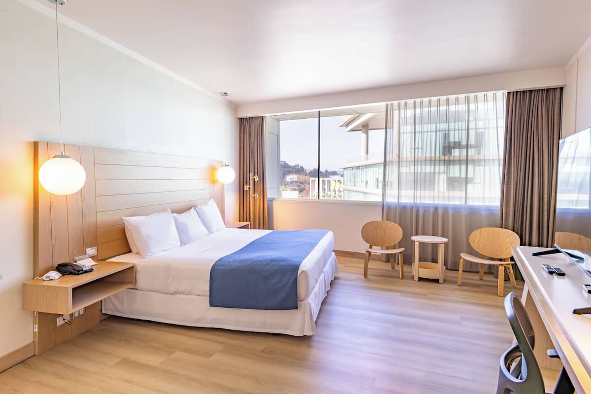Premium bedding, down duvets, pillow-top beds, minibar