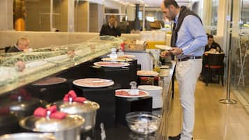 Tägliches inbegriffenes Frühstücksbuffet