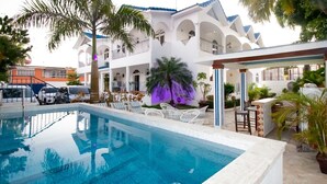 Pool - Hotel Villa Capri Salon & SPA (Boca Chica)
