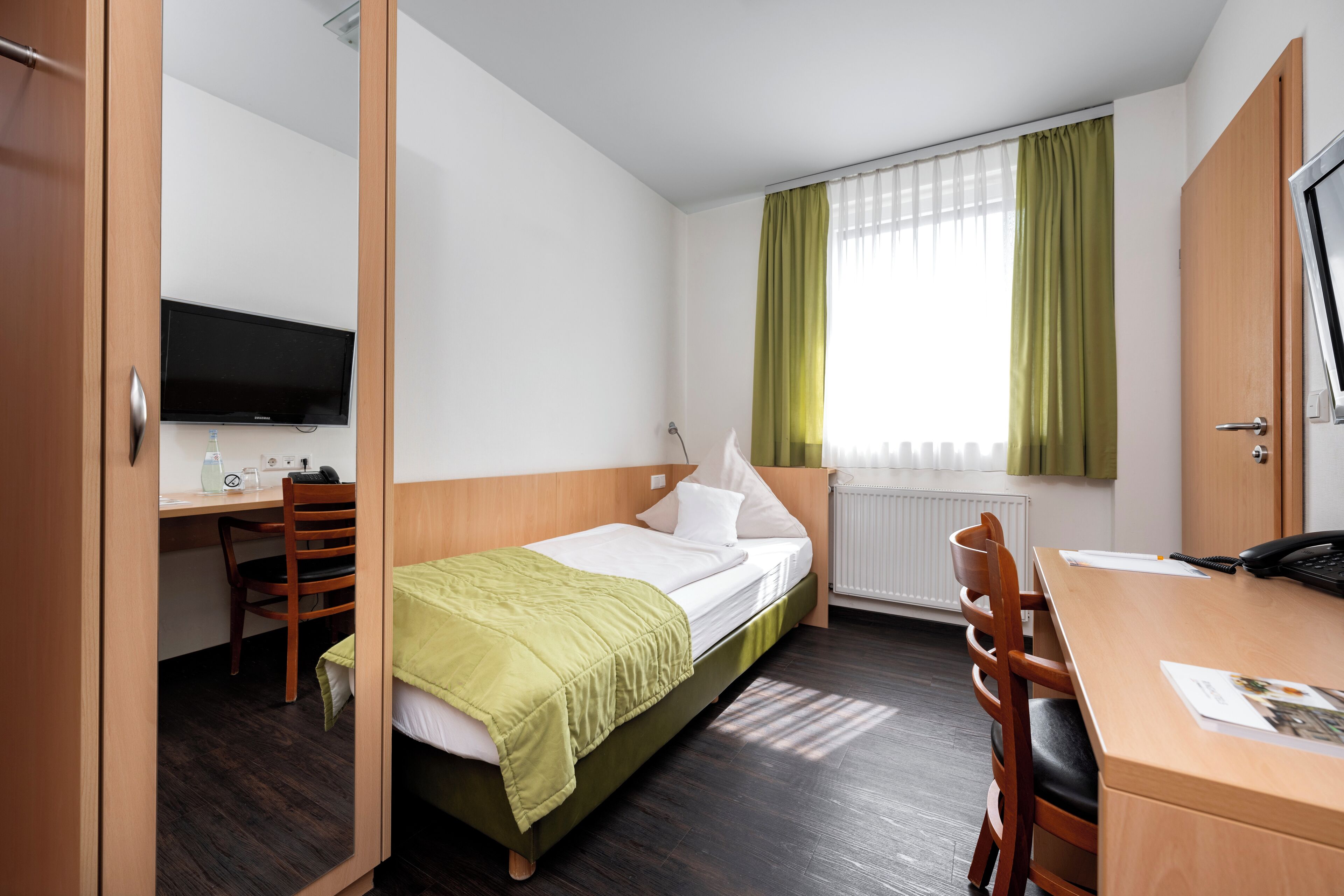 Single Room, Annex Building | Premium bedding, in-room safe, individually decorated, desk