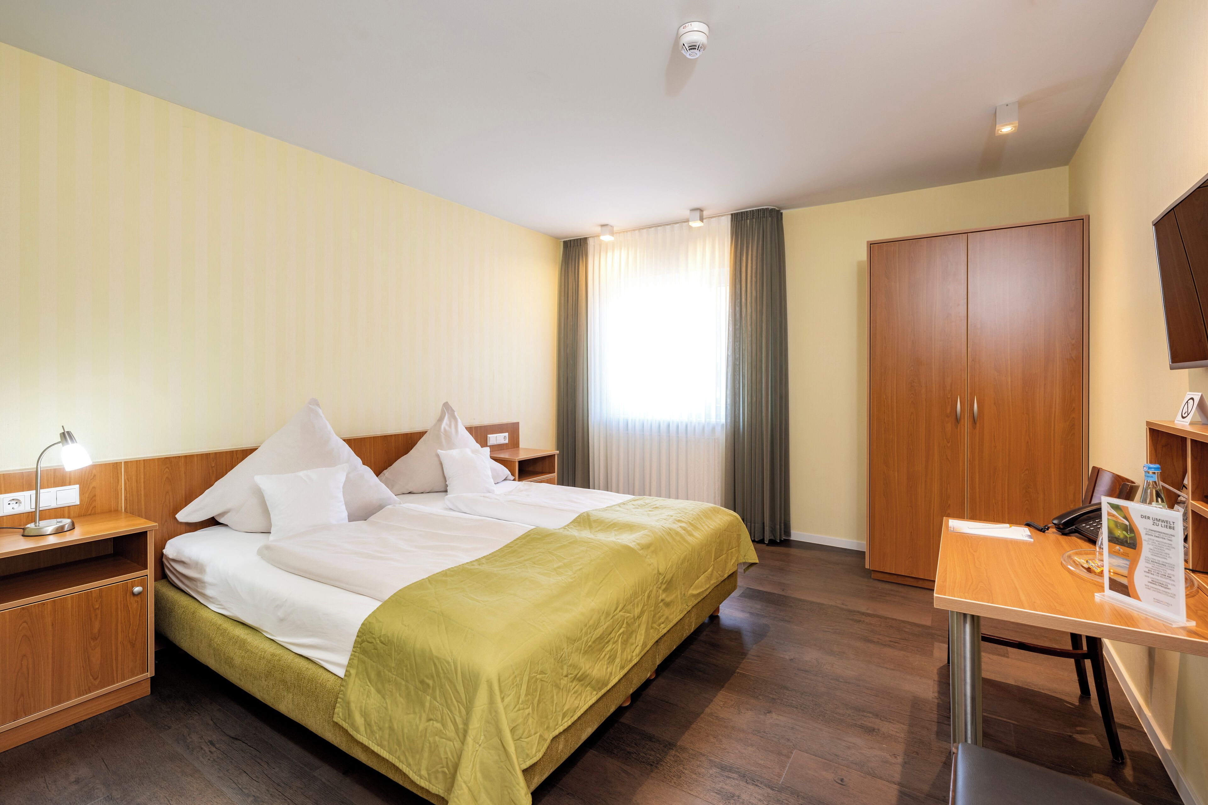 Premium bedding, in-room safe, individually decorated, desk