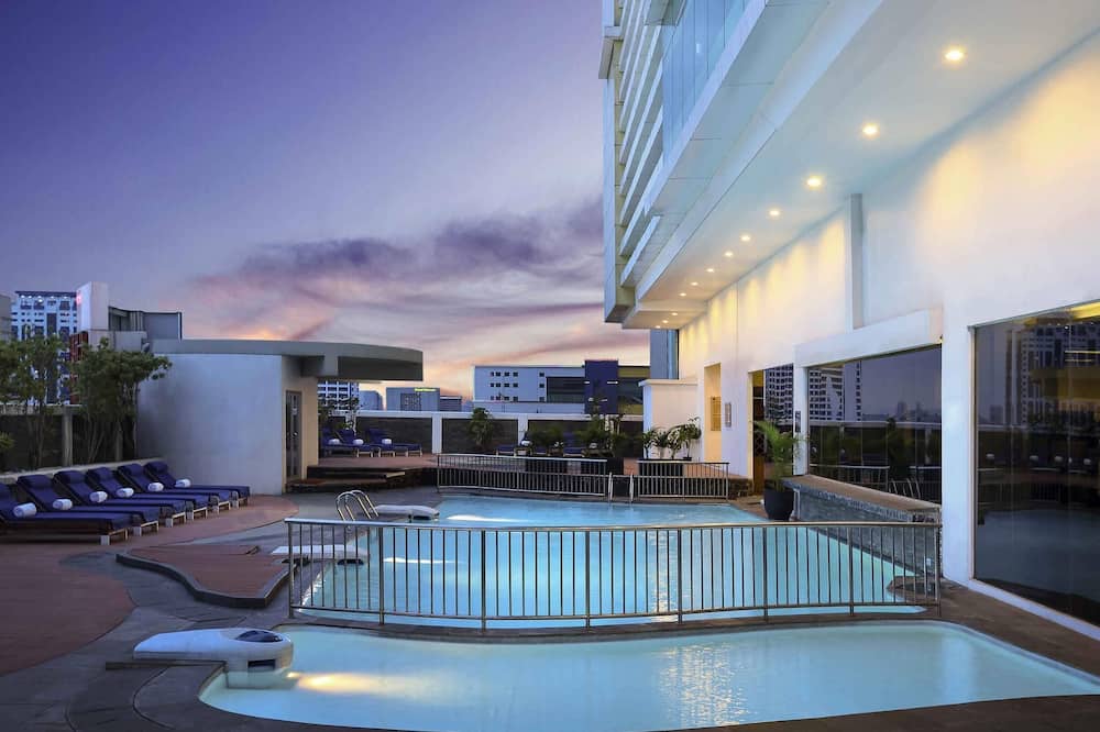 Novotel Jakarta Gajah Mada