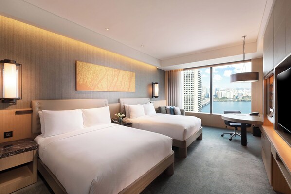 Executive Room, 2 Queen Beds, River View | View from room