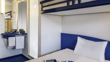Standard-Doppelzimmer, 1 Doppelbett | Schreibtisch, Verdunkelungsvorhänge, schallisolierte Zimmer