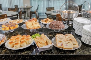 Free daily buffet breakfast