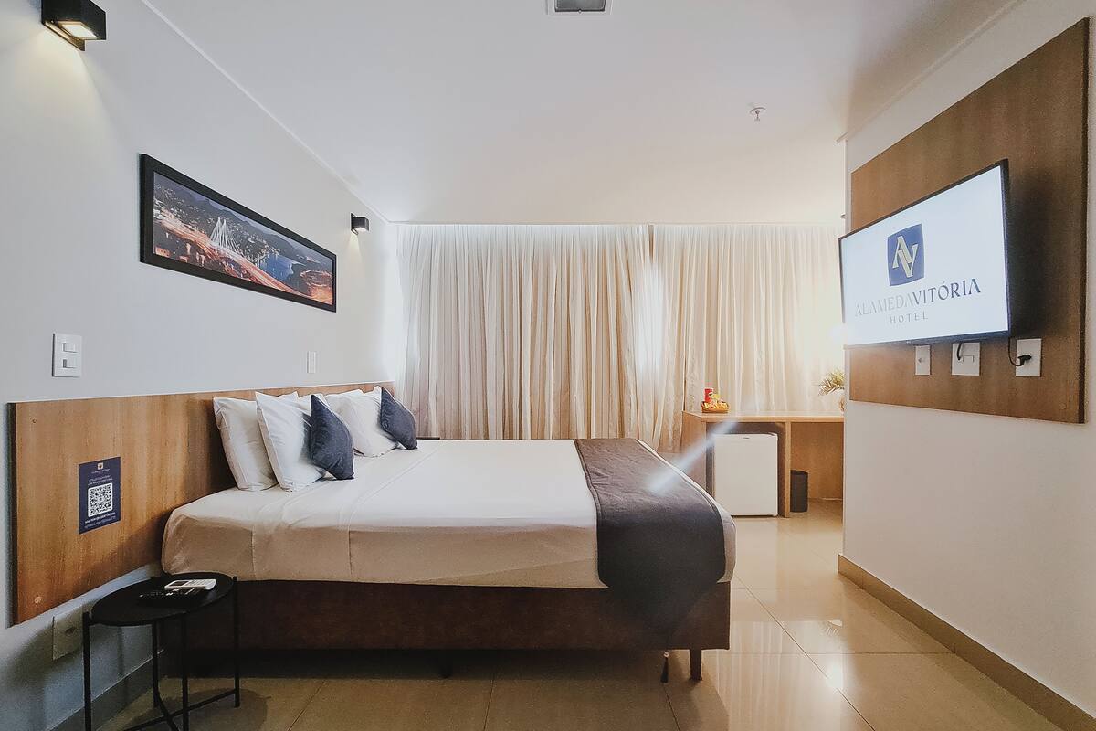deluxe triple room | minibar, in-room safe, laptop workspace, blackout curtains