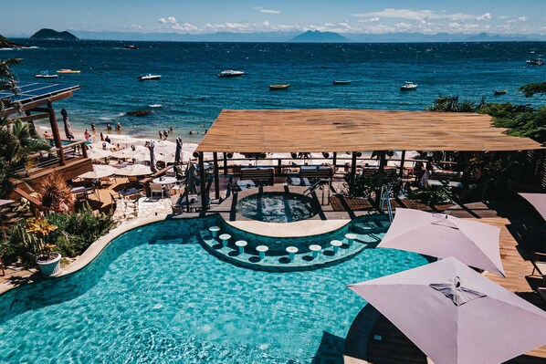 Bar sur la plage