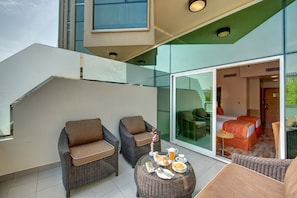 Coffres-forts dans les chambres, bureau, chambres insonorisées