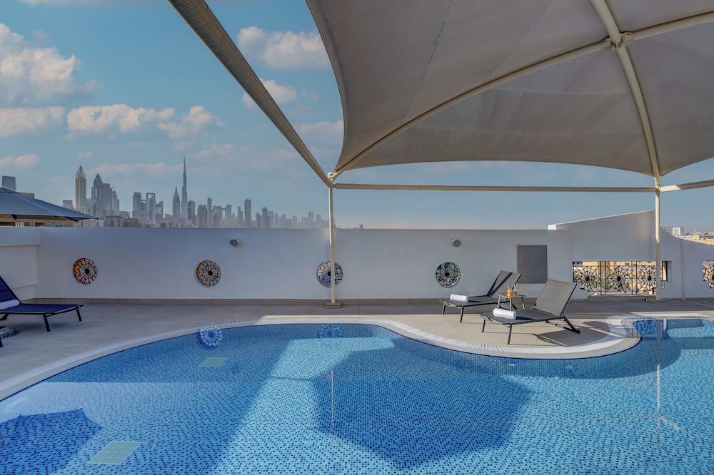 Al Khoory Executive Hotel