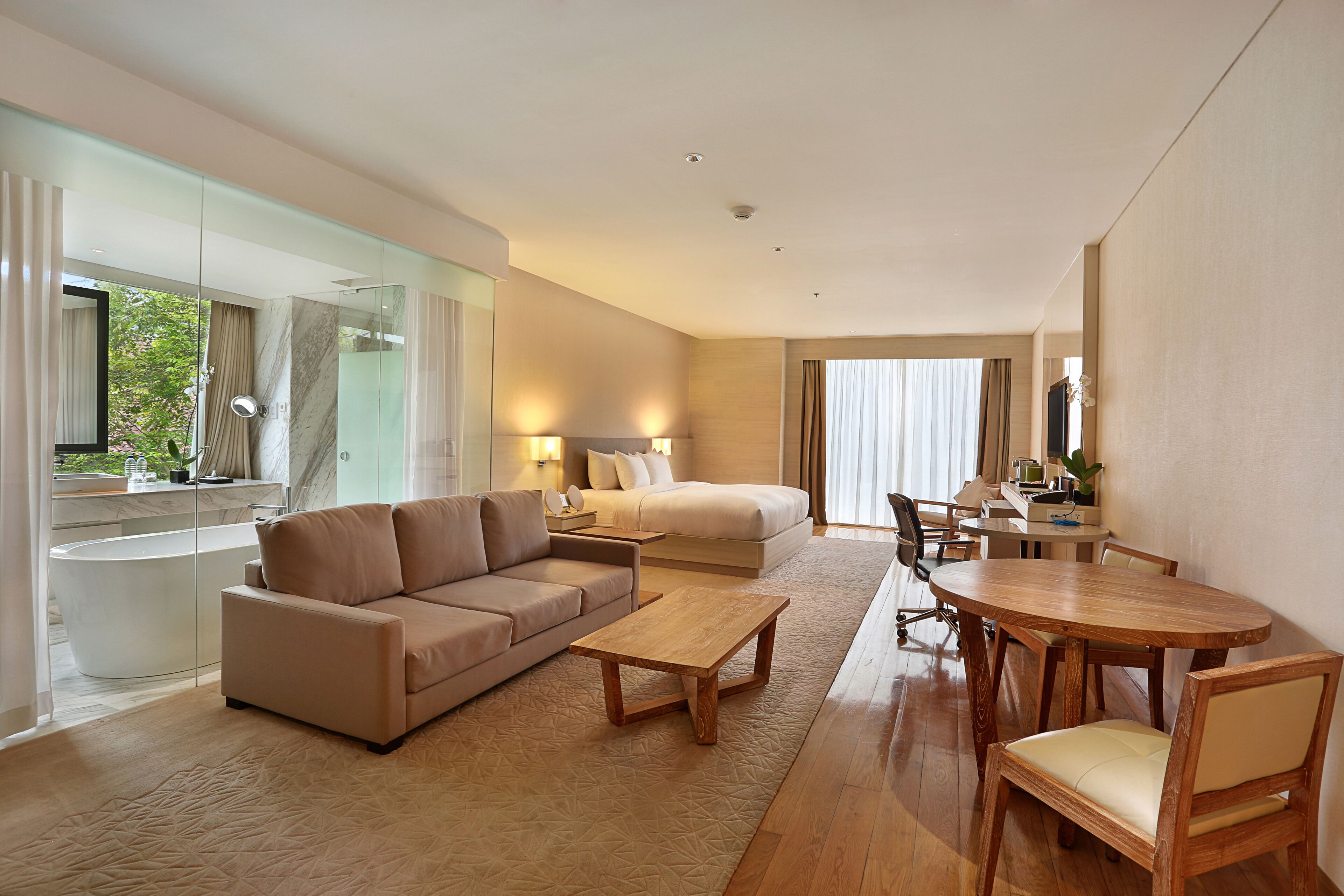 junior suite, 1 bedroom | 1 bedroom, premium bedding, free minibar items, in-room safe