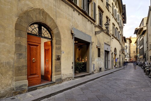 Art and Luxury Apartments