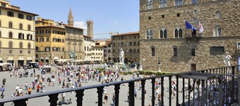 Art and Luxury Apartments