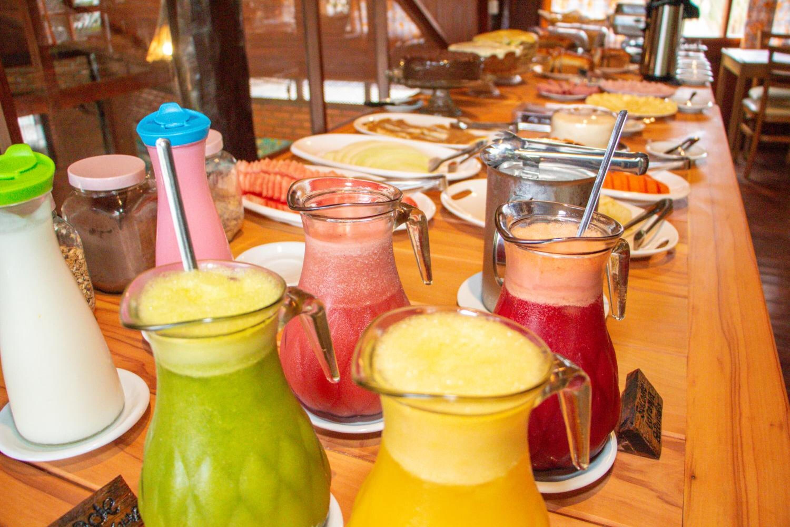 daily buffet breakfast (brl 15 per person)