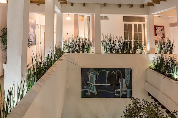 Televisión LED de 40 pulgadas con canales por cable