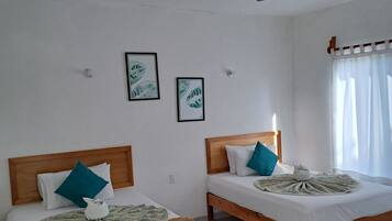 Habitacion Cuadruple | Wifi gratis y ropa de cama