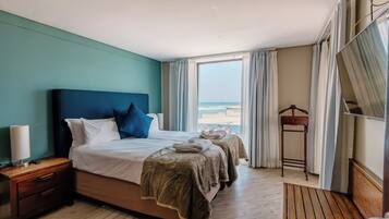 Premium bedding, minibar, in-room safe, free WiFi