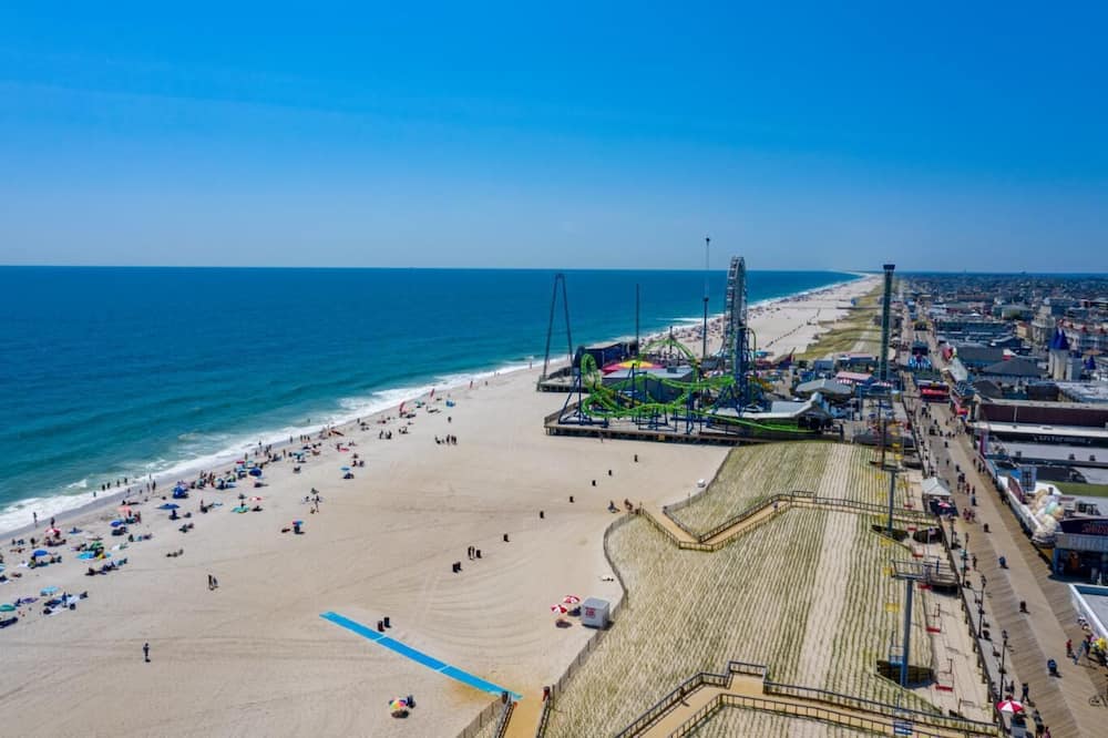Hammock Inn & Suites - Jersey Shore