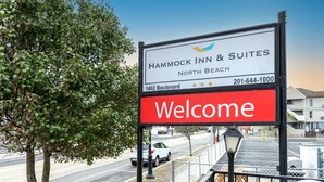 A sign for Hammock Inn & Suites in North Beach, including the address and contact number. - Hammock Inn & Suites - Jersey Shore (Seaside Heights)