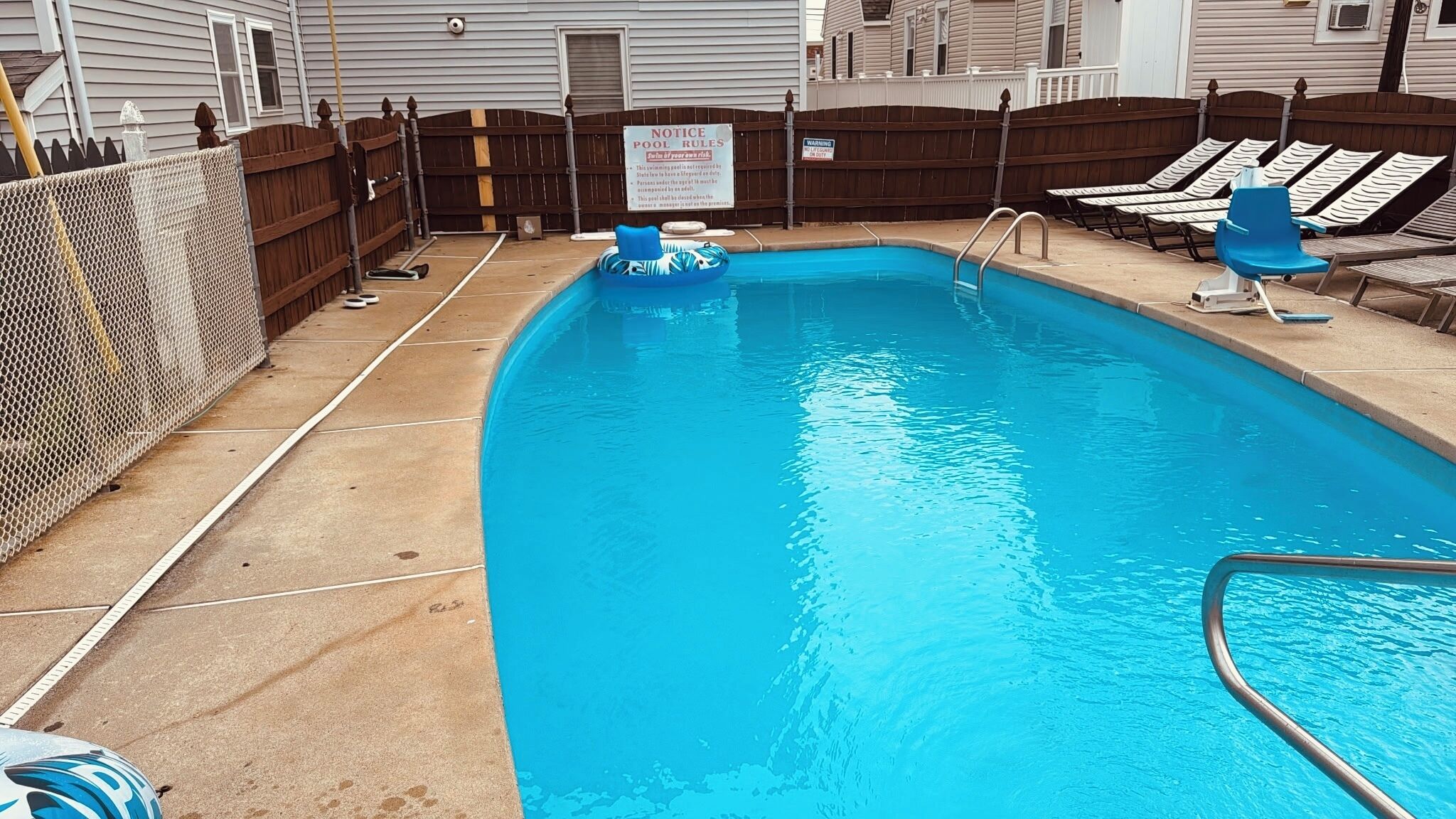 Seasonal outdoor pool, open 9:00 AM to 9:00 PM, sun loungers