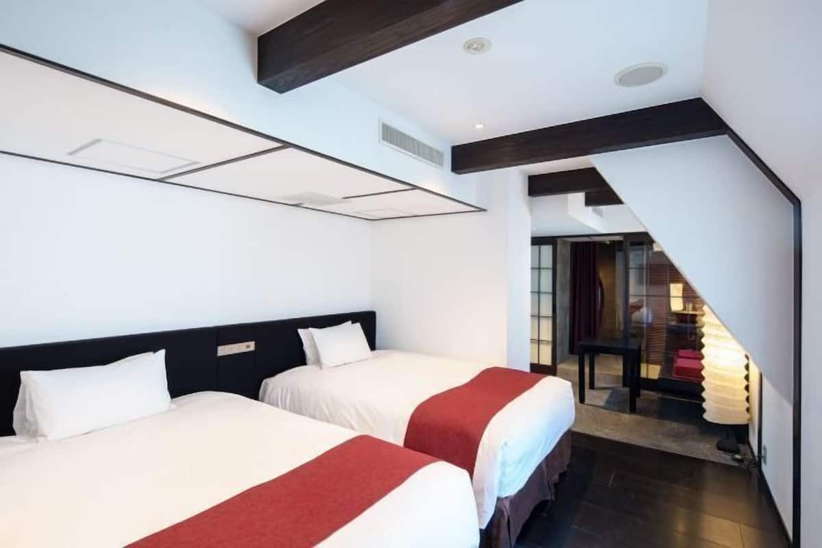 Premium bedding, in-room safe, individually furnished, desk