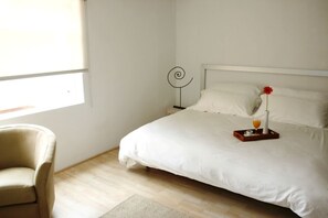 Hypo-allergenic bedding, minibar, in-room safe, free WiFi - Hotel Piedraluna (Guatemala City)