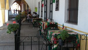 Outdoor dining - Hotel Amealco (Amealco)