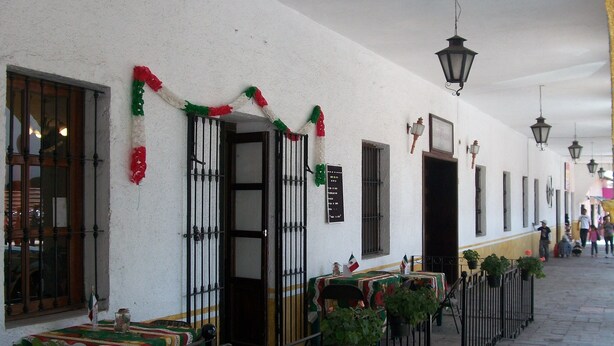 Outdoor dining - Hotel Amealco (Amealco)
