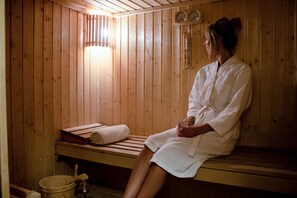 Steam room  - Savoy Central Hotel Apartments (Dubai)