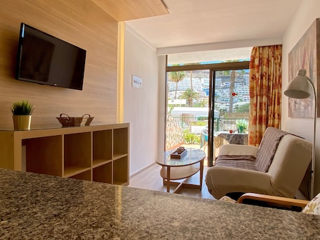 Bungalow, 1 Bedroom, Pool View | 1 bedroom, bed sheets. Leticia Del Mar