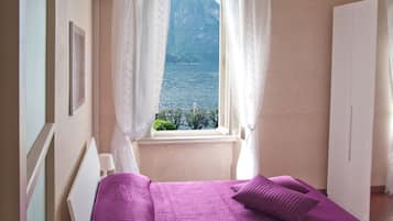 Apartamento de lujo, 2 habitaciones (Salita Genazzini n. 4) | Escritorio, tabla de planchar con plancha, wifi gratis y ropa de cama