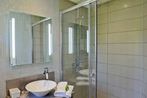Free toiletries, hair dryer, towels