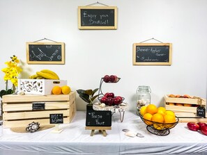 Free daily continental breakfast