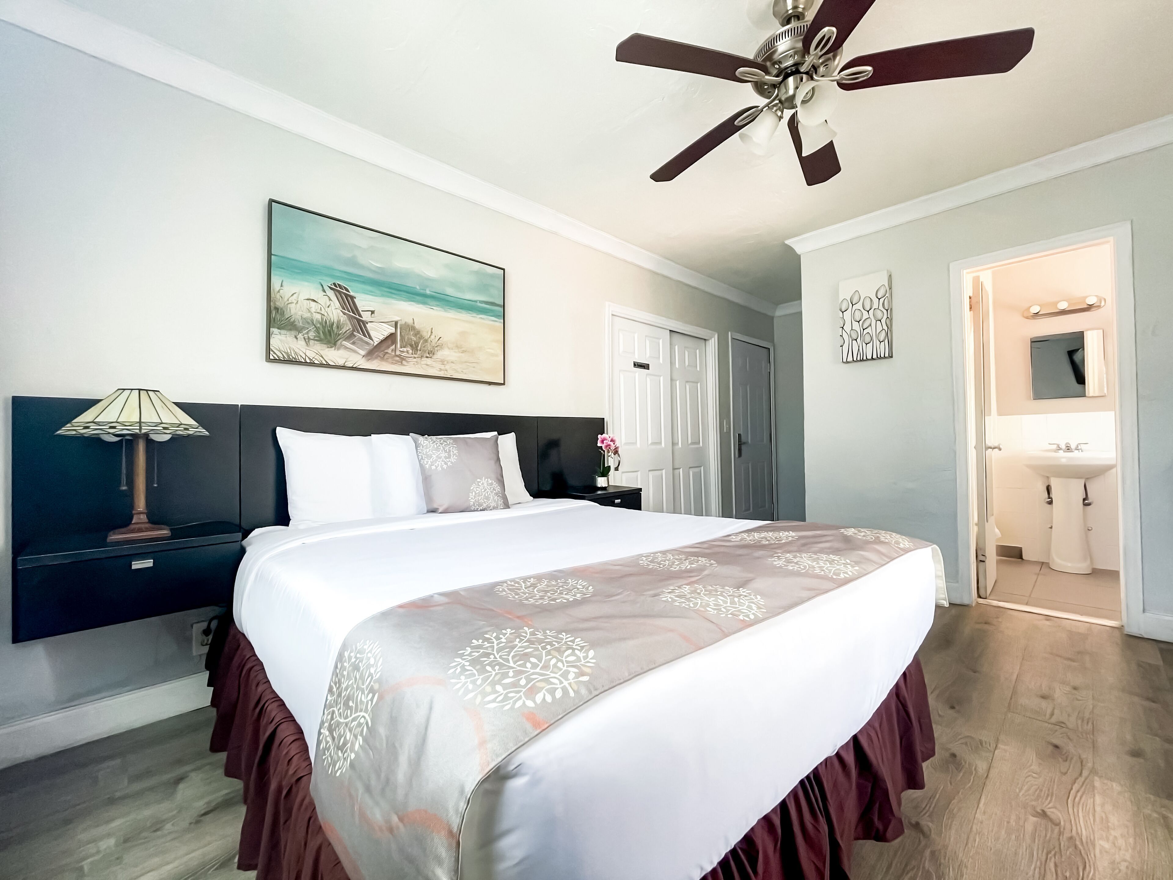 Hypo-allergenic bedding, in-room safe, iron/ironing board