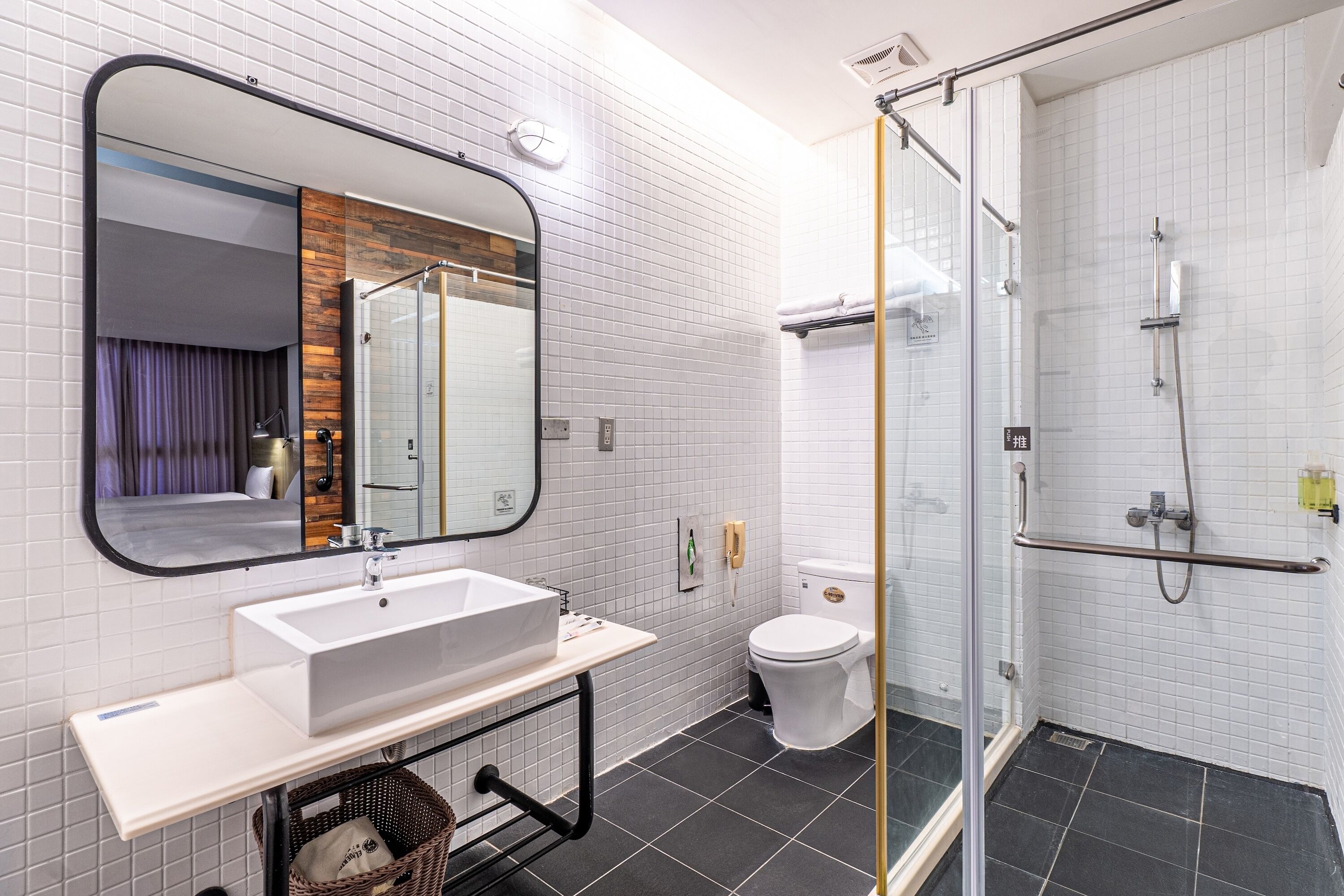 deluxe quad sea view | bathroom | hair dryer, towels, shampoo, toilet paper