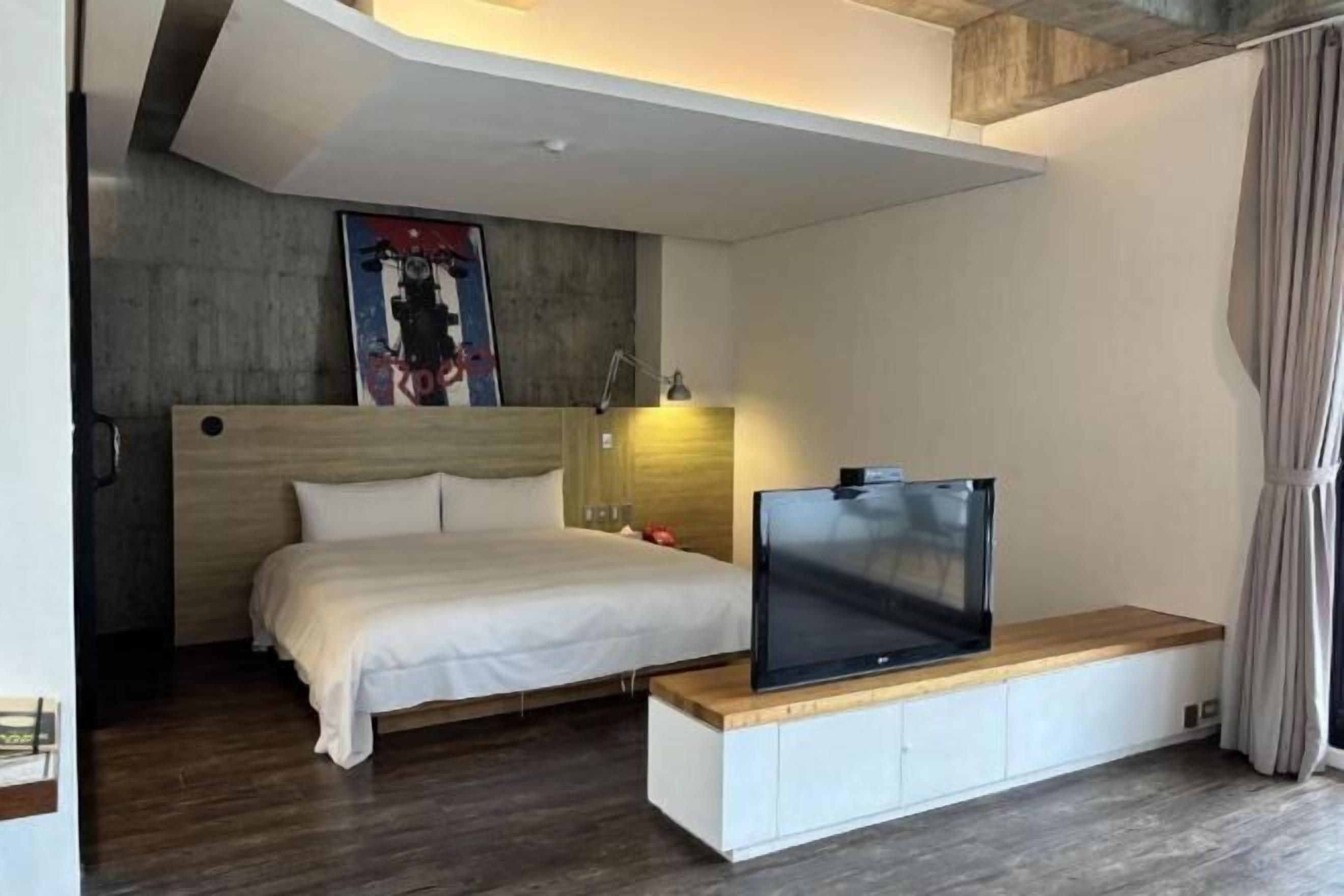 羽絨被、書桌、遮光窗簾/窗簾、隔音