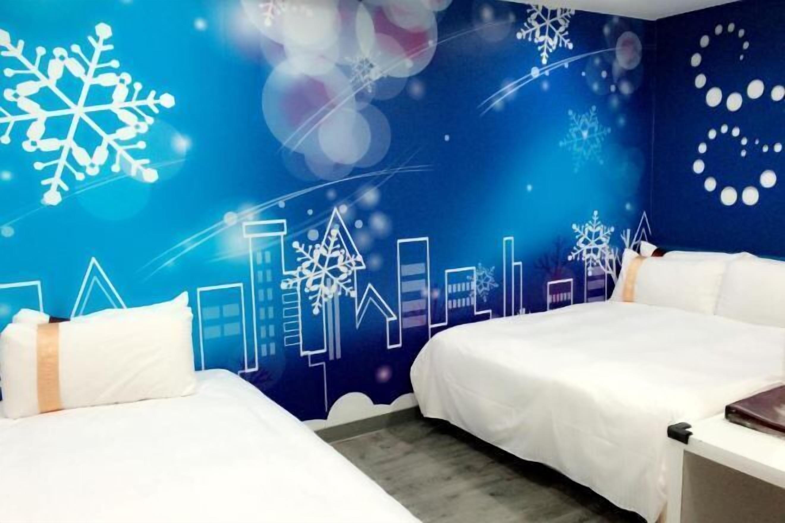 Desk, free WiFi, bed sheets, wheelchair access