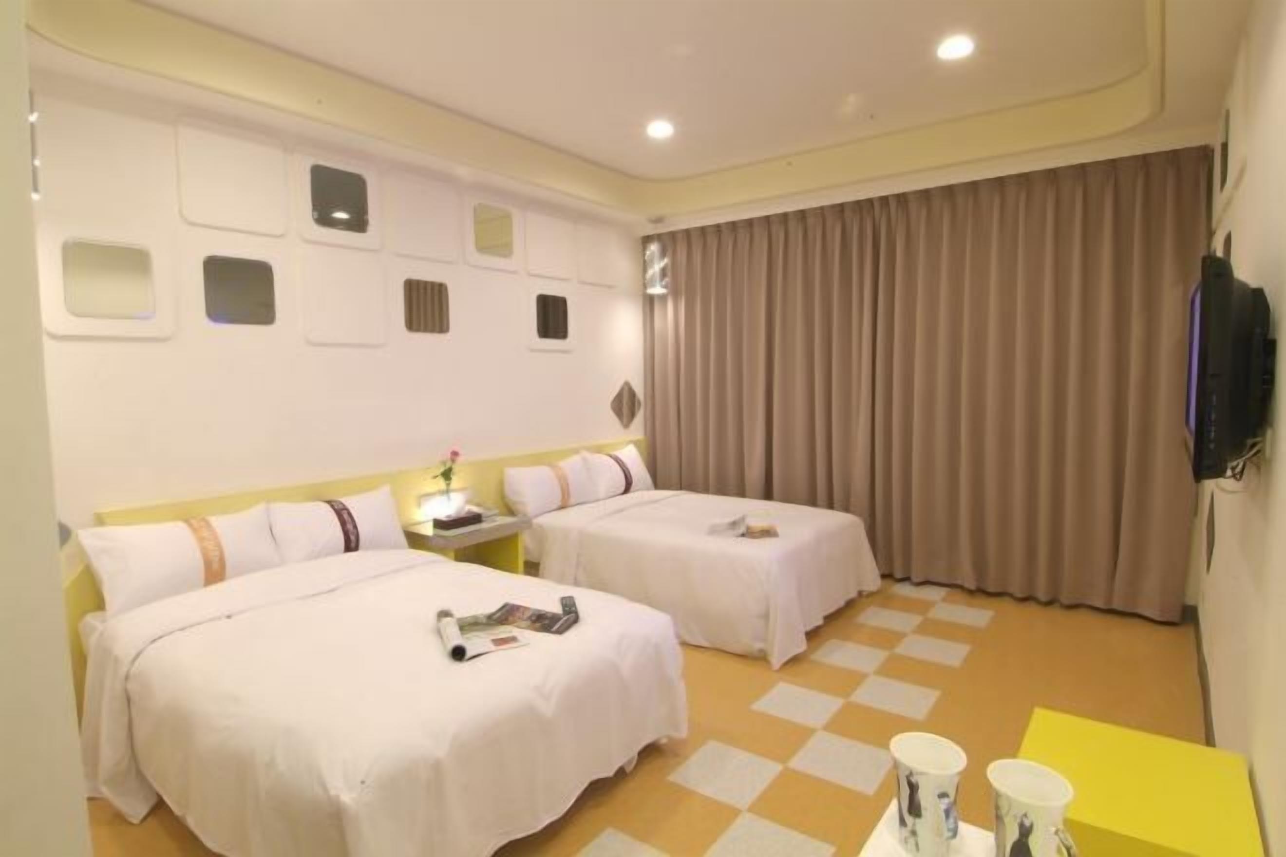 Desk, free WiFi, bed sheets, wheelchair access