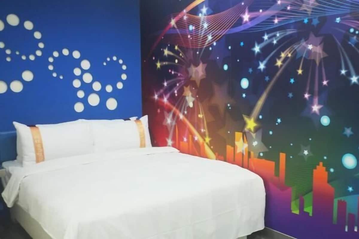 Skrivbord, gratis wi-fi, sängkläder och rullstolsanpassning