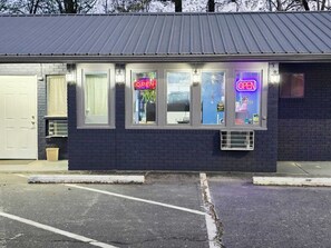 Exterior - Chek Inn Motel Rockingham NC (Rockingham)