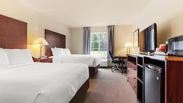 Room, Two Queen Beds, Accessible Roll in Shower, Non Smoking | ๊ณ ๊ธ ์นจ๊ตฌ, ์ค๋ฆฌ/๊ฑฐ์ํธ ์ด๋ถ, ํ๋ก์ฐํ ์นจ๋, ์ฑ
์