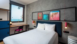 Superior Double Room, 1 Double Bed, Accessible | Premium bedding, in-room safe, desk, soundproofing - Ibis Styles Dakar (Dakar)
