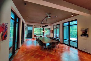 Living area - Atali Ganga Resort, Rishikesh (Narendranagar)